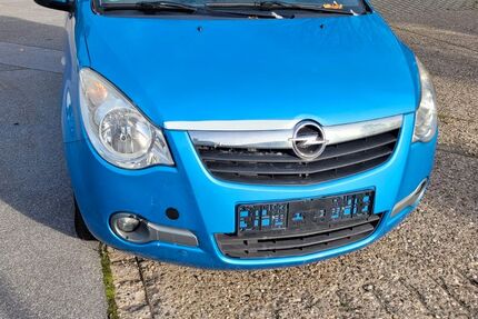 Opel Agila 224.000 km 1.800 € Dinslaken 46539