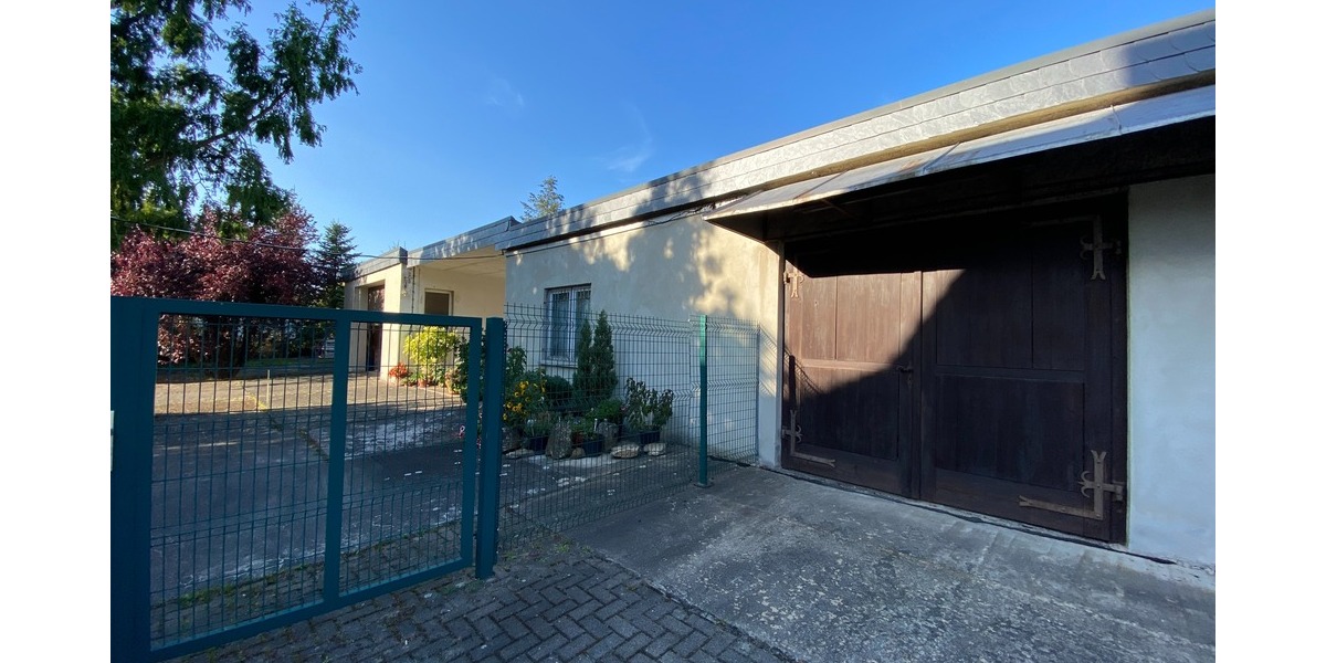 Haus mit Wintergarten, 3 Garagen, Platz für Kinder und Hobbys - Einfamilienhaus Kottmar | Angebot:26635680
