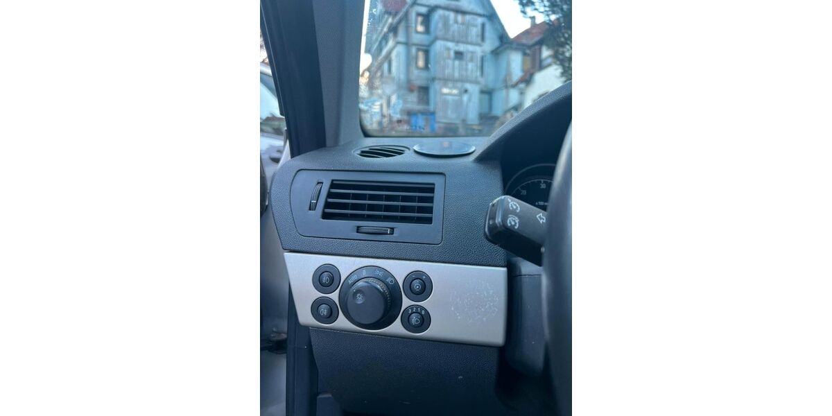 Opel Astra 320.607 km 700 &euro; Gernsbach 76593