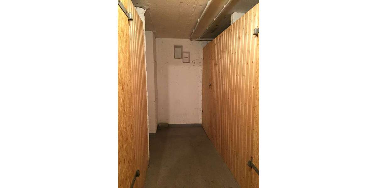 NEU - frisch renovierte 3 Zimmer mit Balkon und Einbauküche! Flexibel ab 6 Monate zu vermieten. - Appartement Annaburg | Angebot:17600958