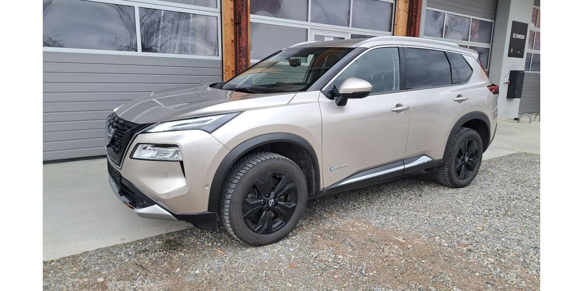 Nissan X-Trail 35.600 km 26.500 &euro; Berg 88276