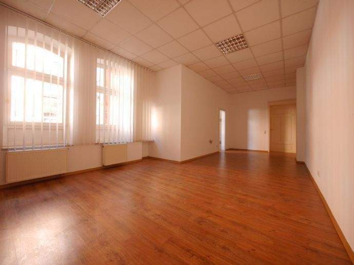 Gewerbeobjekt Erfurt Altstadt - 4 Zimmer, 188 m&sup2;, 1.410&euro; | Angebot:25563349