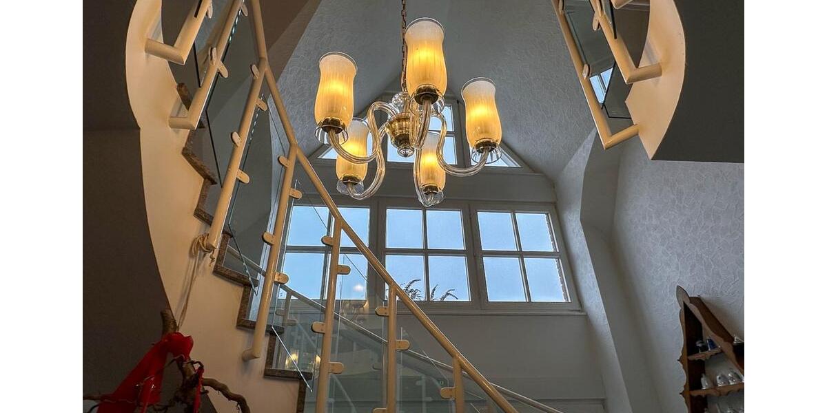 Villa Tülau - 11 Zimmer, 434 m&sup2;, 2.000&euro; | Angebot:22250385