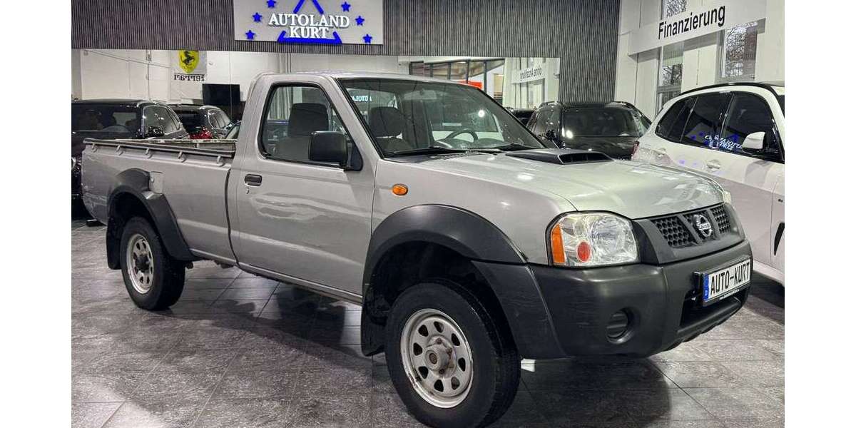 Nissan Navara 126.018 km 4.990 &euro; München 81829
