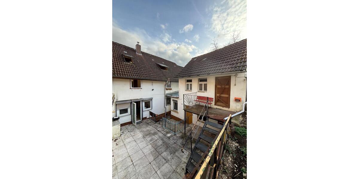 Einfamilienhaus Melsungen - 8 Zimmer, 190 m&sup2;, 109.000&euro; | Angebot:24983513