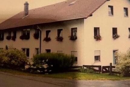 Haus Denklingen - 10 Zimmer, 240 m&sup2;, 600.000&euro; | Angebot:27112115