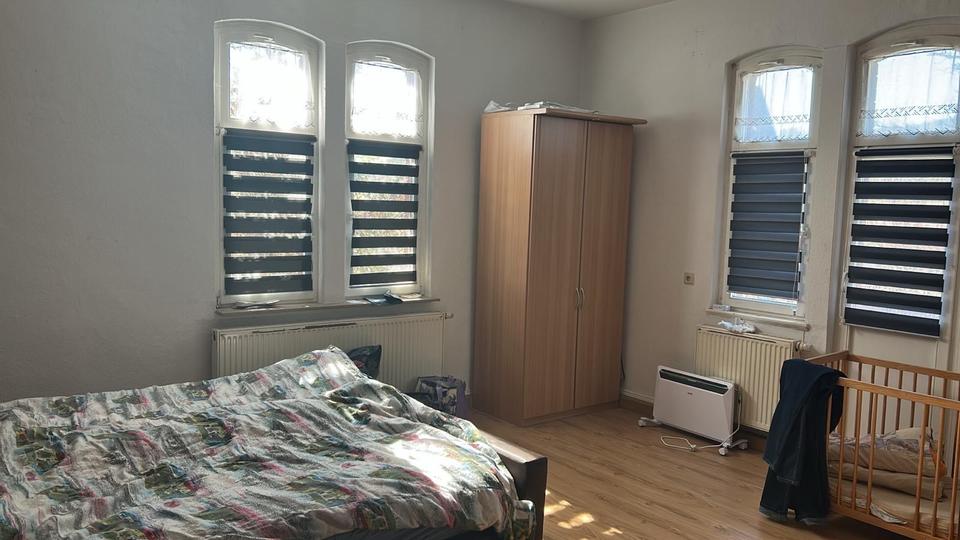 Etagenwohnung Sontra - 4 Zimmer, 105 m&sup2;, 750&euro; | Angebot:26448998