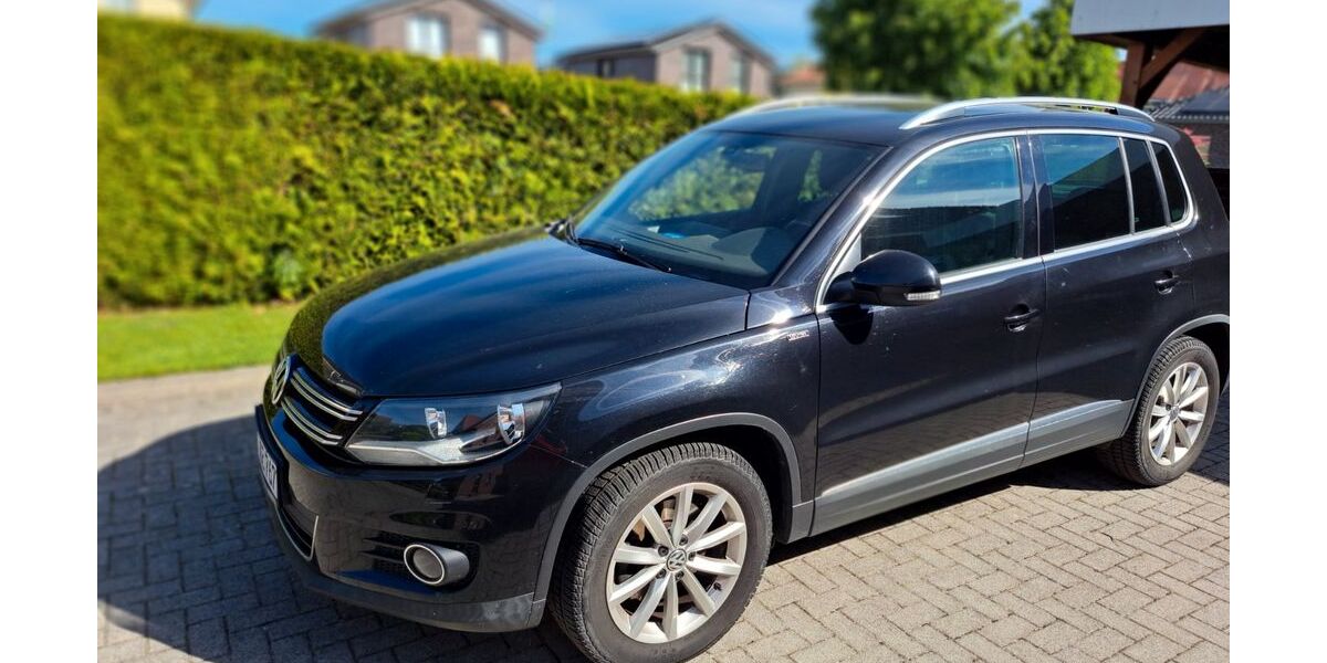 VW Tiguan 147.000 km 13.200 &euro; Jever 26441