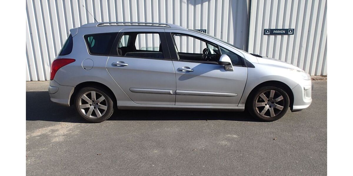 Peugeot 308 150.000 km 1.699 &euro; Neuenhagen bei Berlin 15366