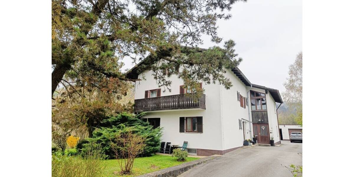 Mehrfamilienhaus, Wohnhaus Obernzell / Erlau Obernzell - 7 Zimmer, 251 m&sup2;, 399.000&euro; | Angebot:26475859