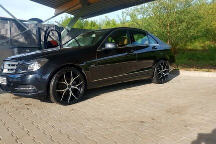 Mercedes-Benz C 220 292.741 km 8.400 &euro; Feucht 90537