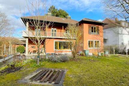 Haus Neu-Ulm Ulm - 7.5 Zimmer, 198 m&sup2;, 490.000&euro; | Angebot:25355592