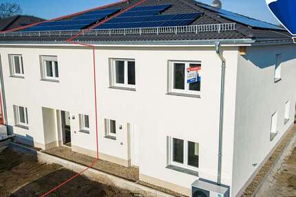 Haus zum Mieten in Magdeburg 1.750 € 130.38 m² 5 zimmer