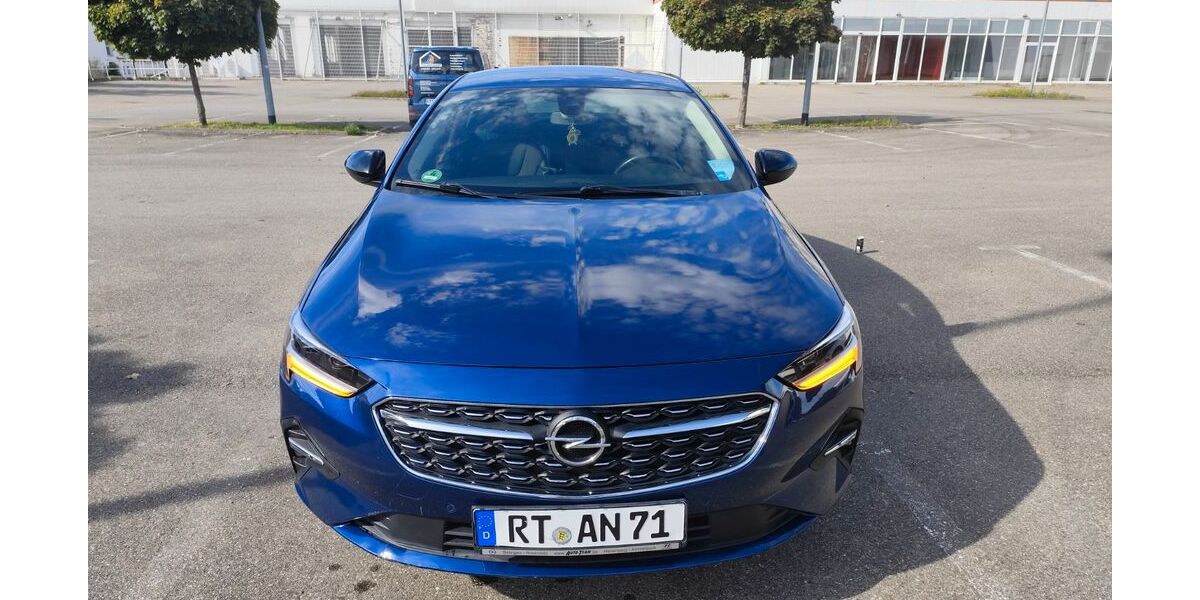 Opel Insignia 108.000 km 14.799 &euro; Reutlingen 72762