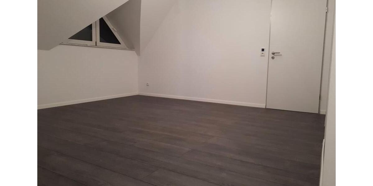 Dachgeschoßwohnung Oldenburg Drielaker-Moor - 2 Zimmer, 43 m&sup2;, 125.000&euro; | Angebot:26855779