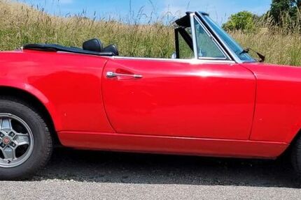 Fiat 124 Spider