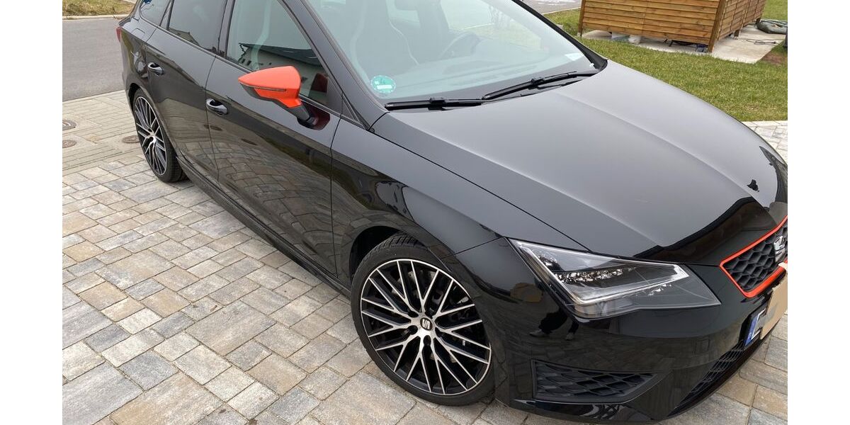 Seat Leon 128.500 km 15.888 &euro; Oberbarnim 15377