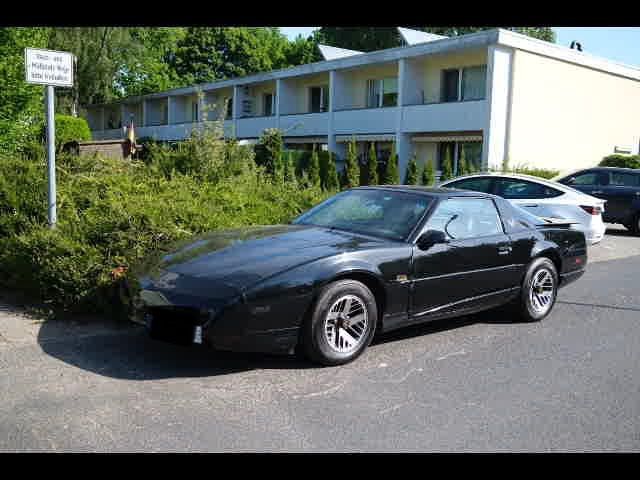Pontiac Firebird 193.000 km 4.990 &euro; Hamburg 22159