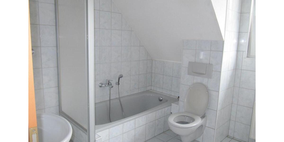 Reihenhaus Lennestadt - 5 Zimmer, 115 m&sup2;, 790&euro; | Angebot:26322815