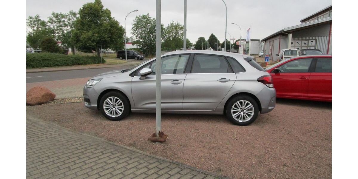 Citroen C4 125.412 km 6.799 &euro; Schönebeck 39218