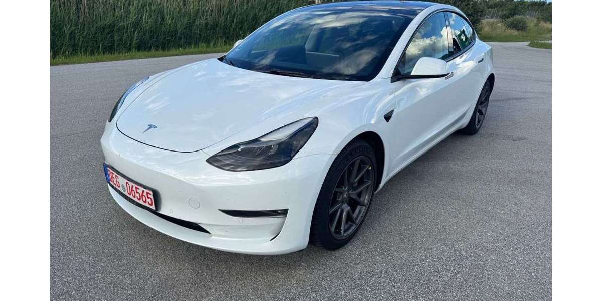 Tesla Model 3 157.000 km 24.900 &euro; Außernzell 94532