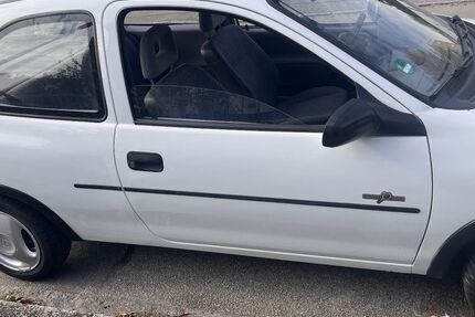 Opel Corsa 60.000 km 2.200 € Dingolfing 84130