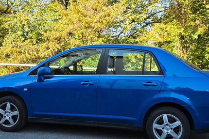 Nissan Tiida 131.500 km 3.350 &euro; Esslingen 73734
