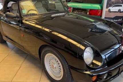 MG RV8 95.000 km 21.900 € Lautenbach 77794