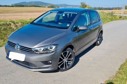 VW Golf Sportsvan 149.950 km 15.300 € Elstra 01920