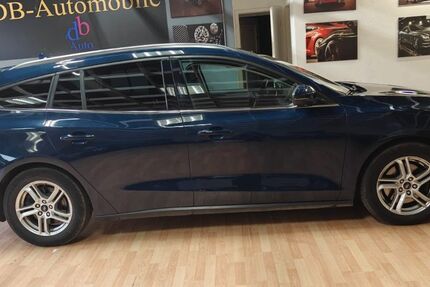 Ford Focus 106.000 km 9.999 € Rodgau 63110