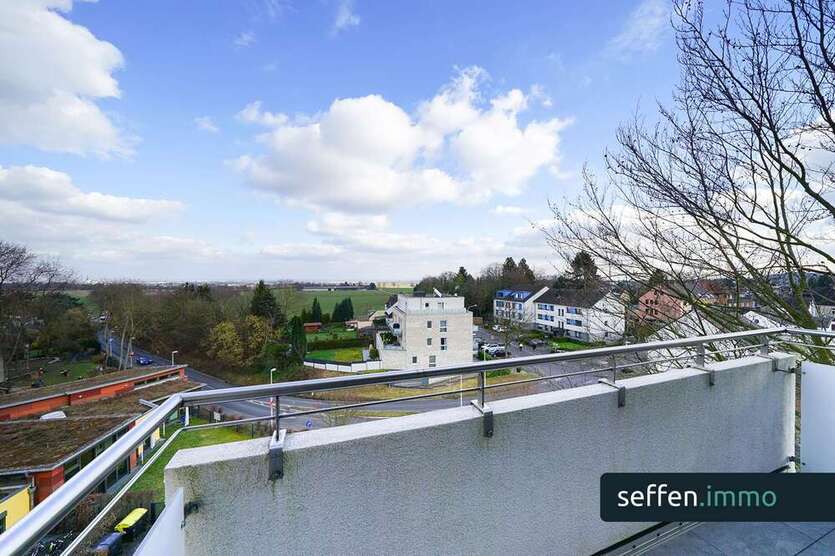 Wohnung zum Kaufen in Frechen 279.000 € 96 m²