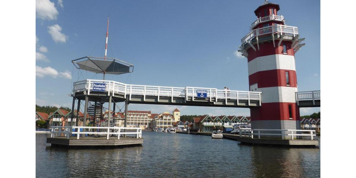 Reihenendhaus mit eigenem Bootsliegeplatz im Hafendorf Rheinsberg 3 zimmer