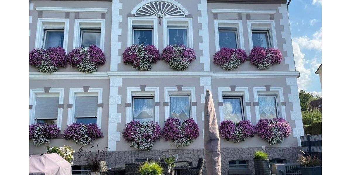 Mehrfamilienhaus, Wohnhaus Hagen Hohenlimburg - 9 Zimmer, 214 m&sup2;, 419.000&euro; | Angebot:24568214