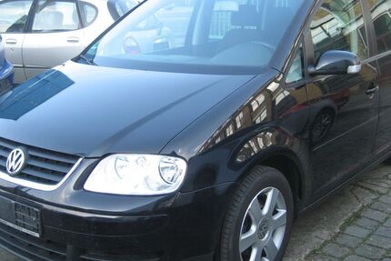 VW Touran 220.000 km 1.990 &euro; Leipzig 04328