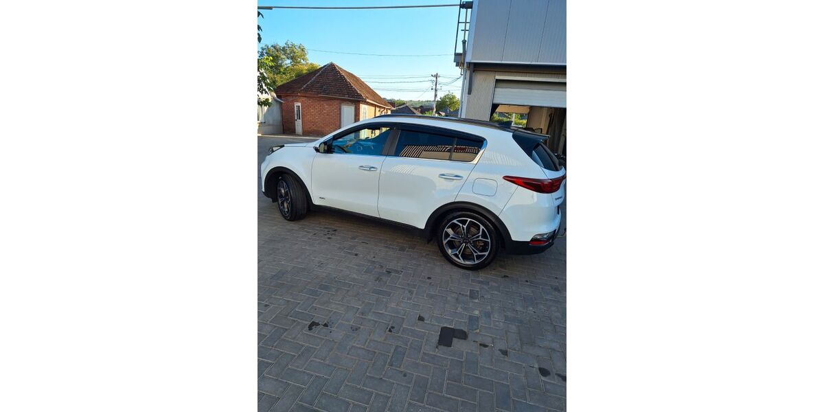 Kia Sportage 110.000 km 17.700 &euro; Landau an der isar 94405