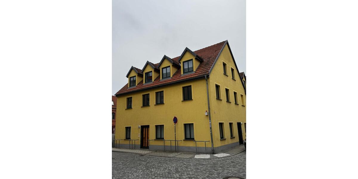 Etagenwohnung Stendal - 2.5 Zimmer, 73 m&sup2;, 657&euro; | Angebot:26406855