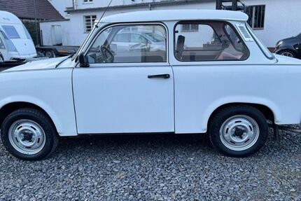 Trabant Andere 35.900 km 4.950 &euro; Grebenau - Schwarz 36323