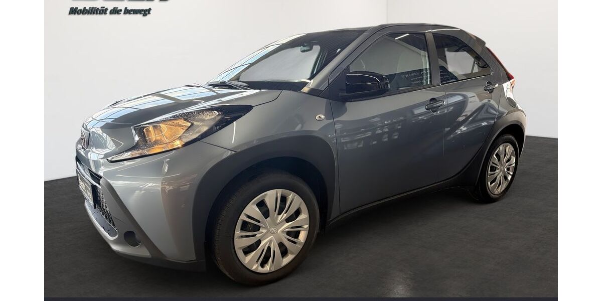 Toyota Aygo (X) 3.500 km 17.560 &euro; Villingen-Schwenningen 78048