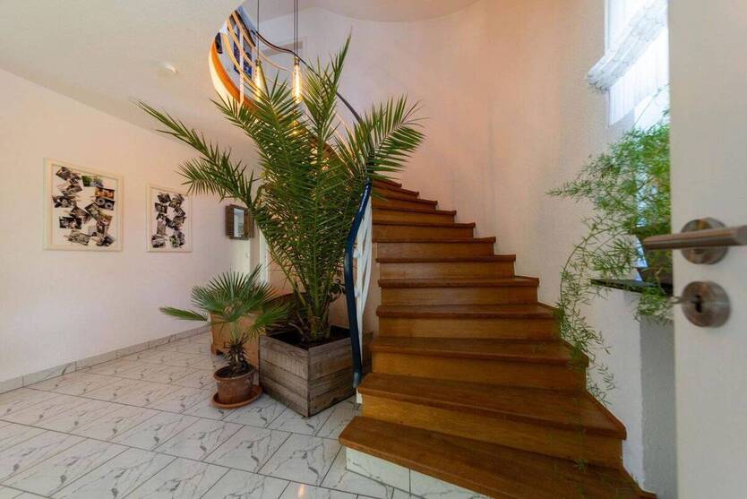 Hochwertiges Stadthaus Im Zentrum Remscheids mit schönem Garten (maklerfrei) 1 zimmer