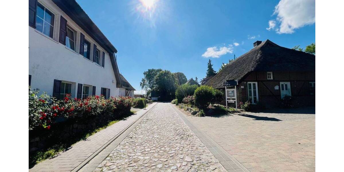 Mehrfamilienhaus, Wohnhaus Gager Groß Zicker - 1 Zimmer, 240 m&sup2;, 1.100.000&euro; | Angebot:25845667