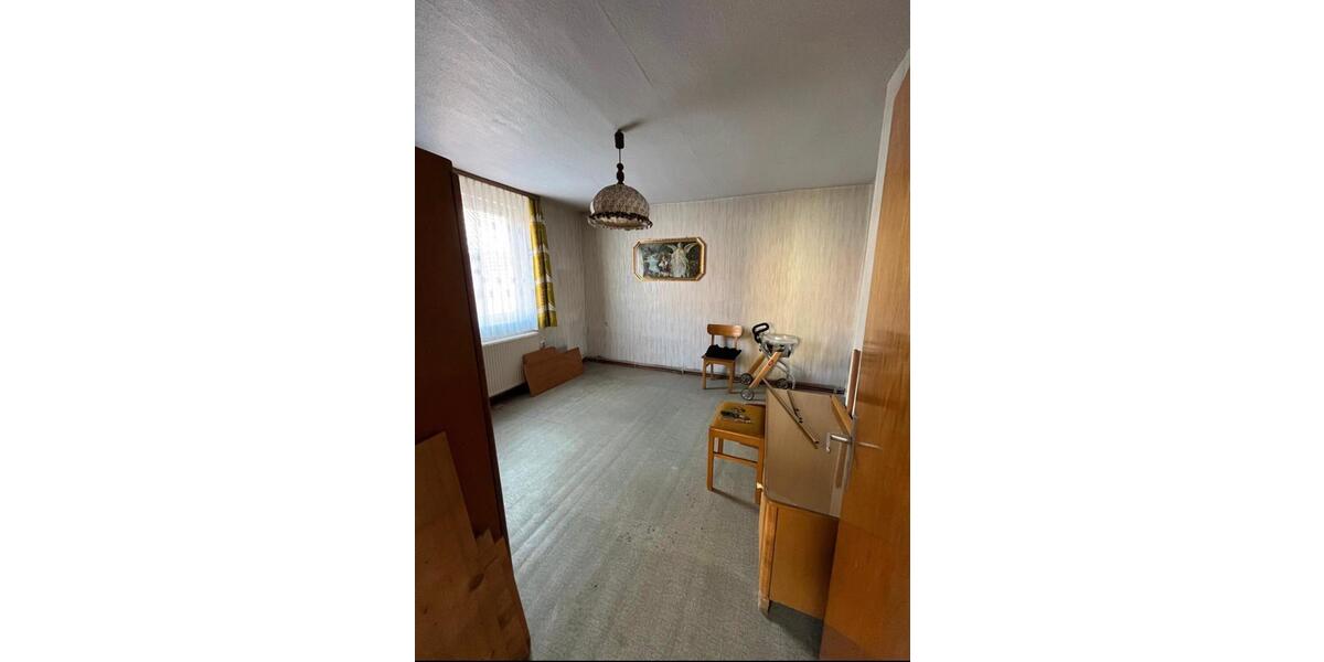 Einfamilienhaus Ostheim vor der Rhön Ostheim v.d.Rhön - 6 Zimmer, 82 m&sup2;, 99.000&euro; | Angebot:24859565