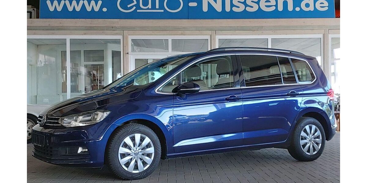 VW Touran 178.965 km 13.950 &euro; Steinbergkirche 24972