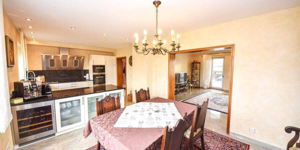 Einfamilienhaus Babenhausen Sickenhofen - 6 Zimmer, 252 m&sup2;, 1.250.000&euro; | Angebot:25390312