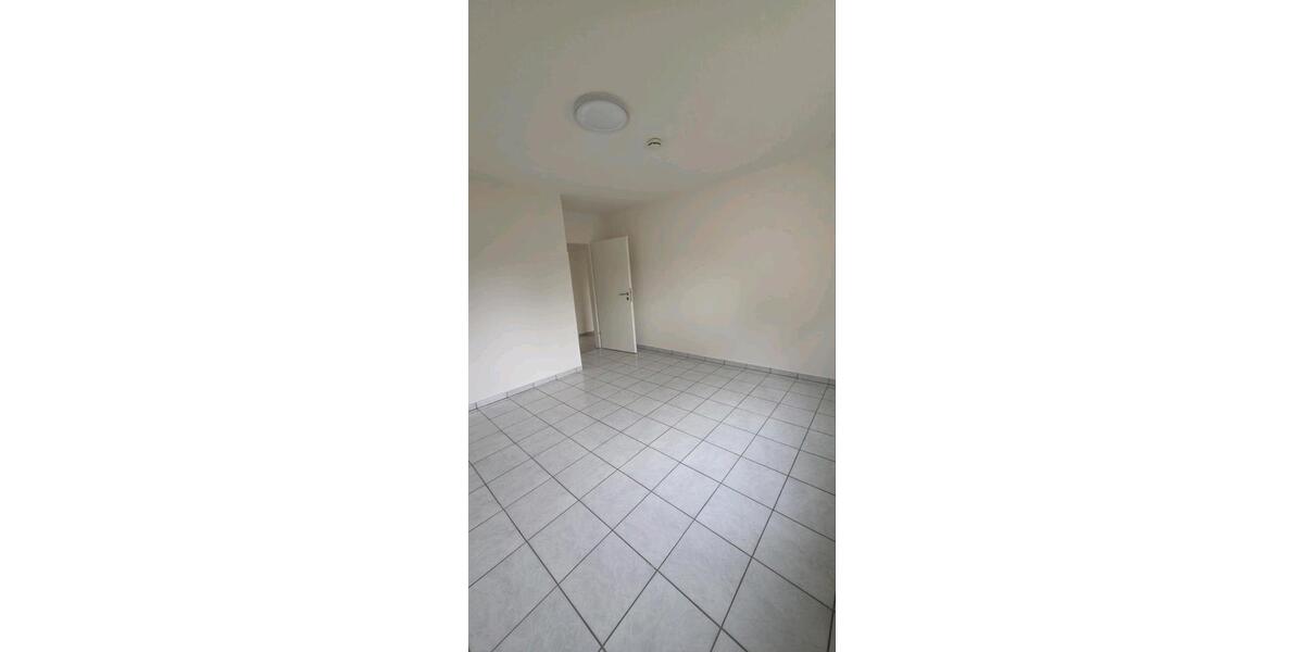 Erdgeschoßwohnung Kirchberg (Hunsrück) - 3 Zimmer, 85 m&sup2;, 820&euro; | Angebot:25543085