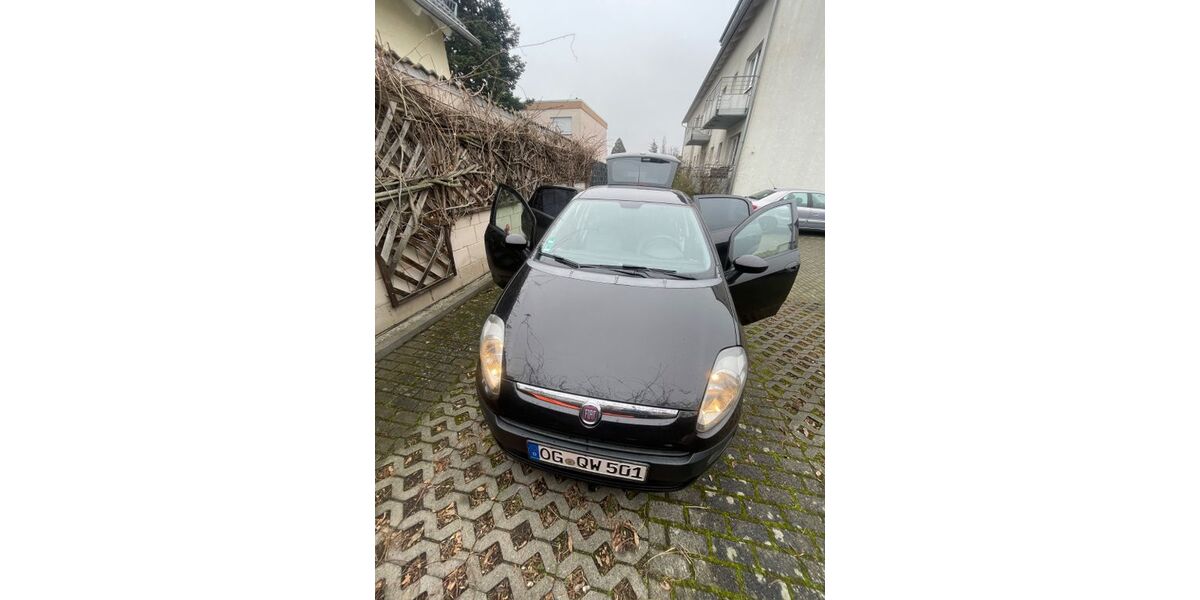 Fiat Punto 199.500 km 2.700 &euro; Hattersheim am Main 65795