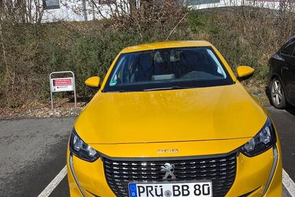 Peugeot 208 122.765 km 9.999 &euro; Orlenbach 54595