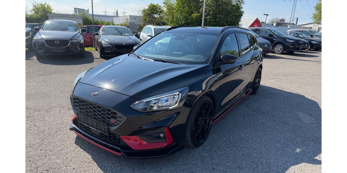 Ford Focus 130.000 km 19.900 &euro; Heilbronn 74080