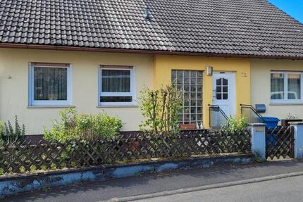 Haus Oberleichtersbach - 8 Zimmer, 211 m&sup2;, 189.000&euro; | Angebot:26433635