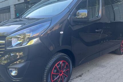 Opel Vivaro 93.053 km 13.980 &euro; Berlin 13353