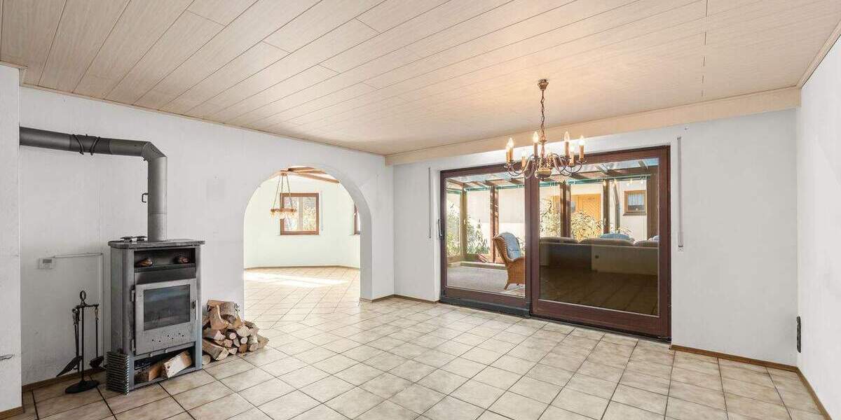 Mehrfamilienhaus, Wohnhaus Hagenbüchach - 1 Zimmer, 261 m&sup2;, 598.000&euro; | Angebot:25670108